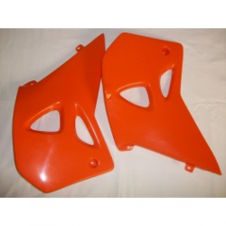 UFO, kryty chladičů, KTM 4T '96-'99 oranžová barva