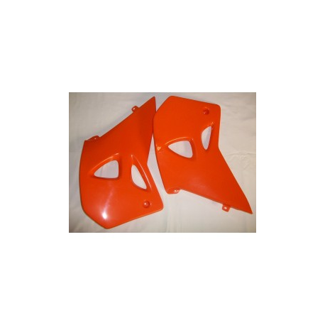 UFO, kryty chladičů, KTM 4T '96-'99 oranžová barva