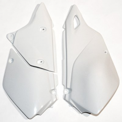 UFO, podsedlové tabulky, Suzuki DRZ 400E '00-'09 bílá barva