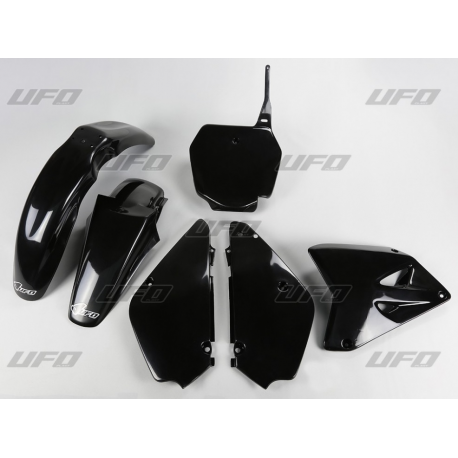 UFO, sada plastů, Suzuki RM 85 '00-'21 černá barva (SU405E001)