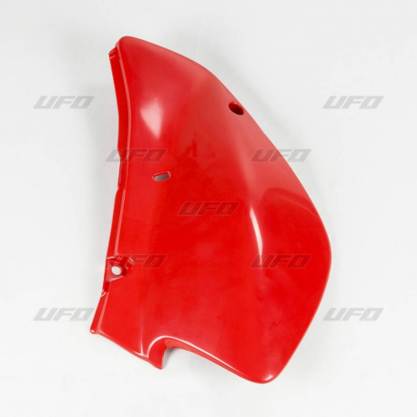 UFO, podsedlové tabulky, Honda XR 650R '00-'20 (1 ks. pravá) červená barva