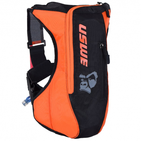 USWE, Camel Bag Ranger 4 ORANGE, oranžová barva, objem 2,5L zásobník (4 L batoh)