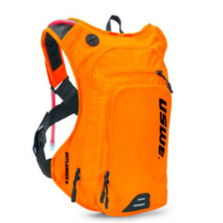 USWE, Camel Bag Outlander 2 FACTORY ORANGE, oranžová barva objem 1,5L zásobník (2L batoh)