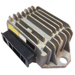 DZE, regulátor napětí PIAGGIO BRAVO 50, VESPA S/XL 125 /PX 50/125/200/150 /T5/ETS 125 (OEM 348363-62 / 23811006450 / 46