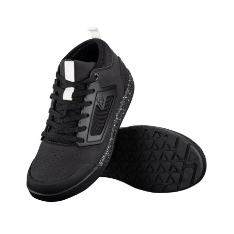Leatt, cyklo boty 3.0 Flat Shoe Black, velikost 44.5 / 28.5 cm