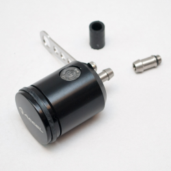 Accel, nádobka spojkové kapaliny, černá barva