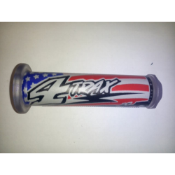 Harri's, gripy 01698-US QUAD 4TRAX USA (120 mm/22 mm) bez otvoru, barva černá/červená/modrá/bílá